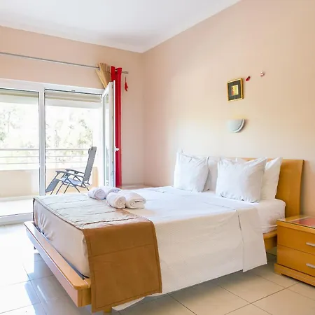 Quinta Da Barracuda By Golden Zenith Apartamento *